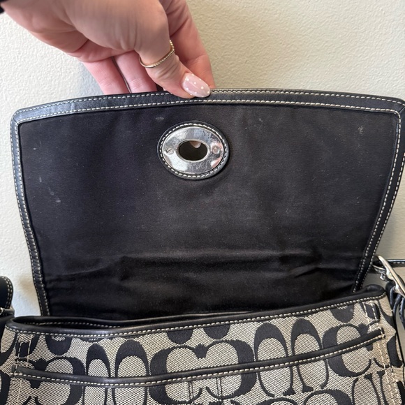 Y2K Coach Hampton Social Signature Flap Shoulder Bag - Picture 14 of 16